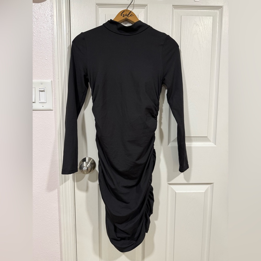 Classic Black Long-Sleeve Ruched Midi Dress